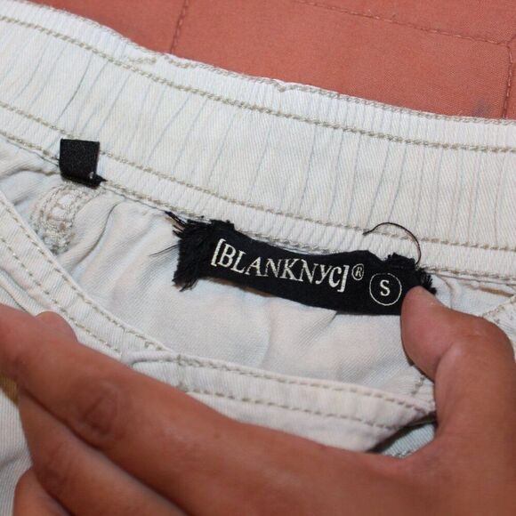 Blank NYC Franklin In Powder Puff Cargo  Pants Women's Size Small - Picture 8 of 12